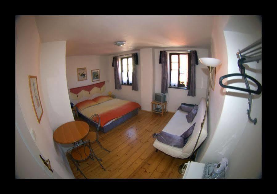 Penzion Dum U Barvire Cesky Krumlov Luaran gambar